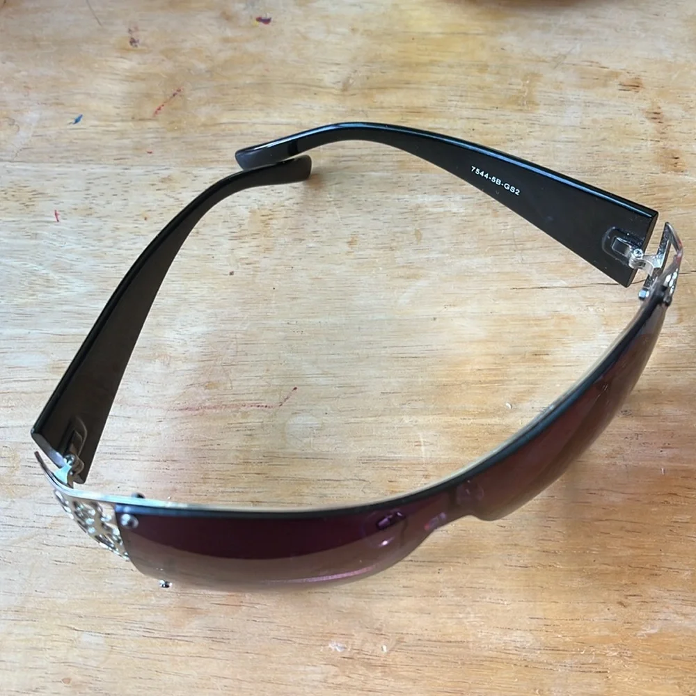 Stylish Black and Silver Sunglasses